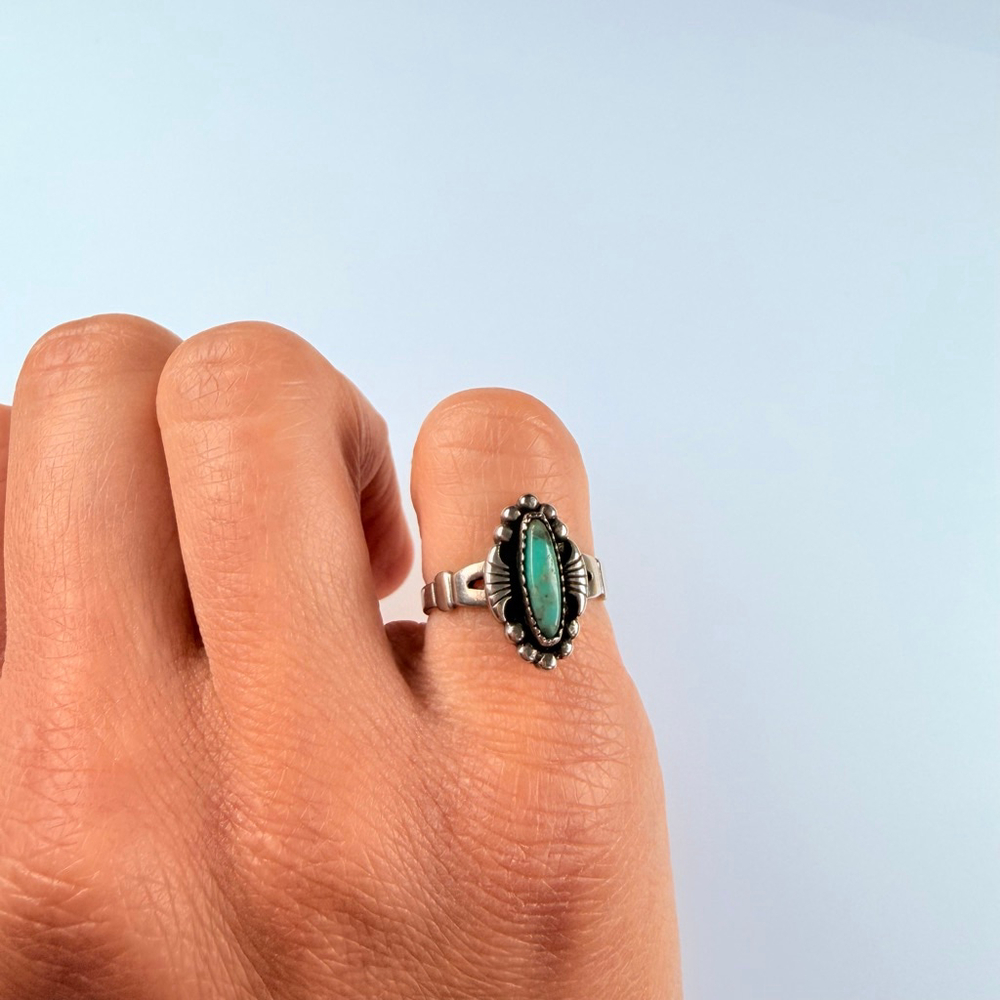 Southwest Native American Turquoise Bell Trading Post Sterling Silver VTG Ring - Picture 9 of 11